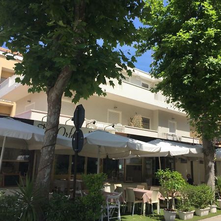 Appartamenti Orfeo Misano Adriatico Eksteriør billede